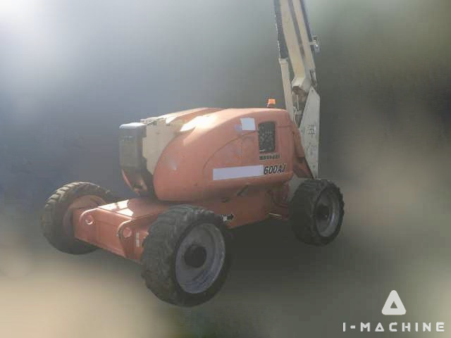 JLG 600AJ