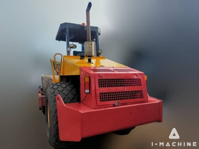DYNAPAC CA250D