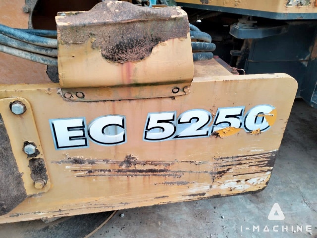 ESCORTS EC5250