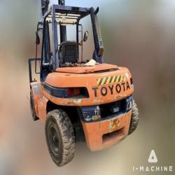 Forklifts TOYOTA 20-5FD70 Diesel Forklift MALAYSIA, JOHOR