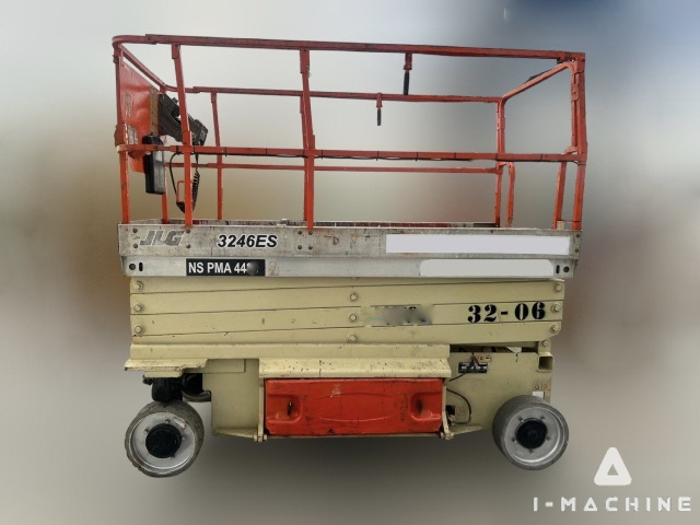 JLG 3246ES