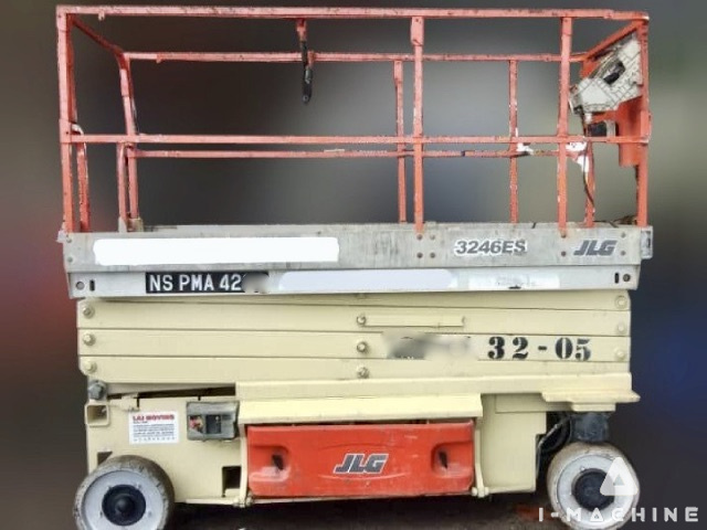 JLG 3246ES