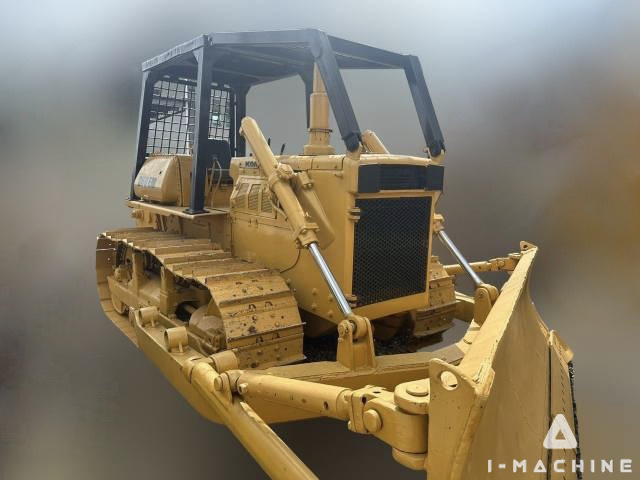 KOMATSU D60EM