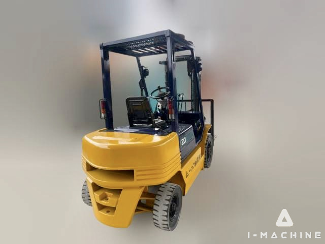 KOMATSU FD20