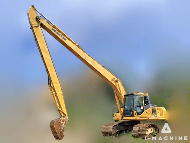 KOMATSU PC200-7