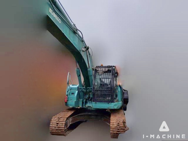 KOBELCO SK235SR