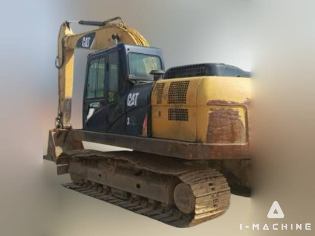 CATERPILLAR 320D