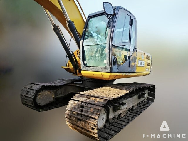 JCB JS200