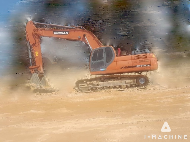 DOOSAN DX300LCA