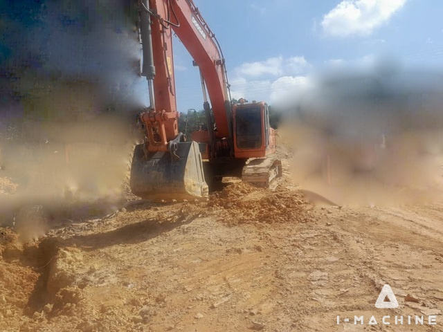 DOOSAN DX300LCA