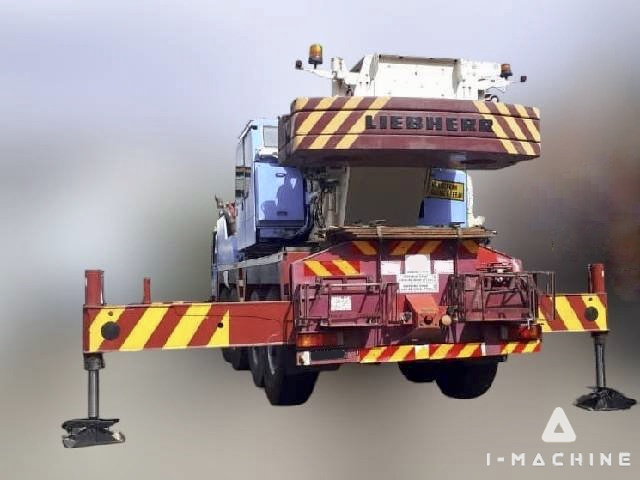 LIEBHERR LTM1080-1