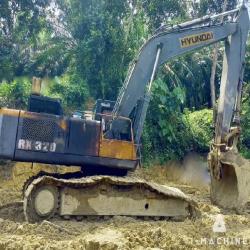 Excavator HYUNDAI R320LC Crawler Excavator MALAYSIA, JOHOR