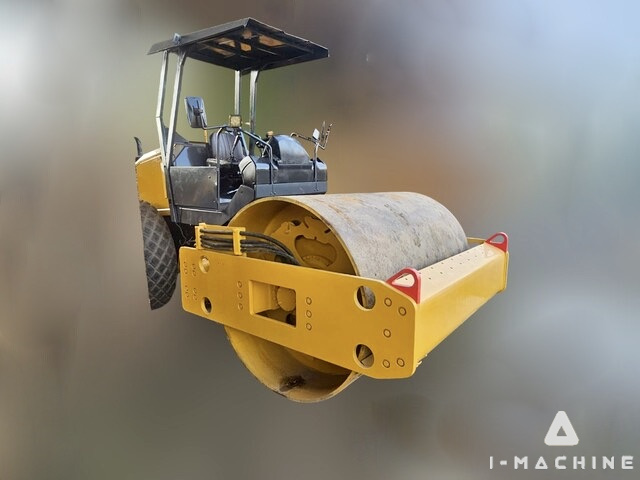 BOMAG BW211D-40