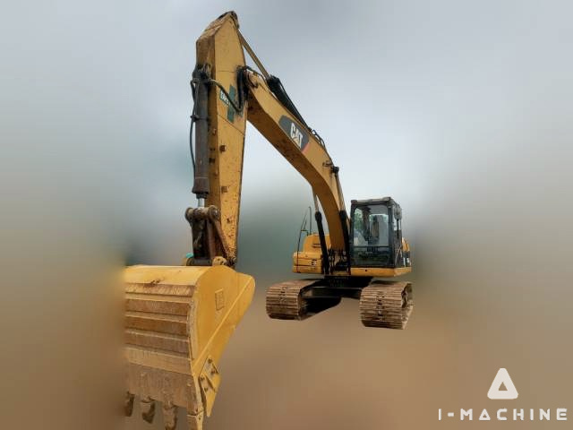 CATERPILLAR 320D