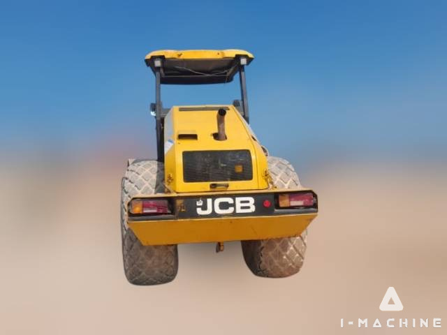 JCB 116D