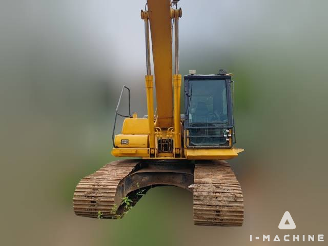 KOMATSU PC200-7