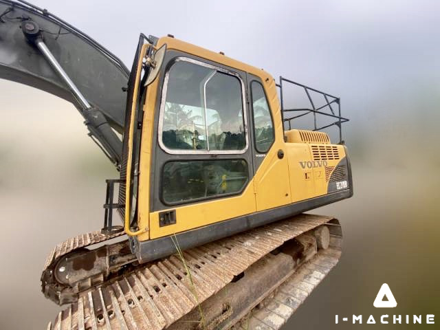 VOLVO EC210B