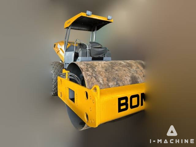 BOMAG BW211D-40