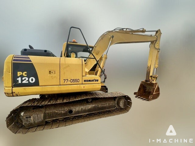 KOMATSU PC120-8