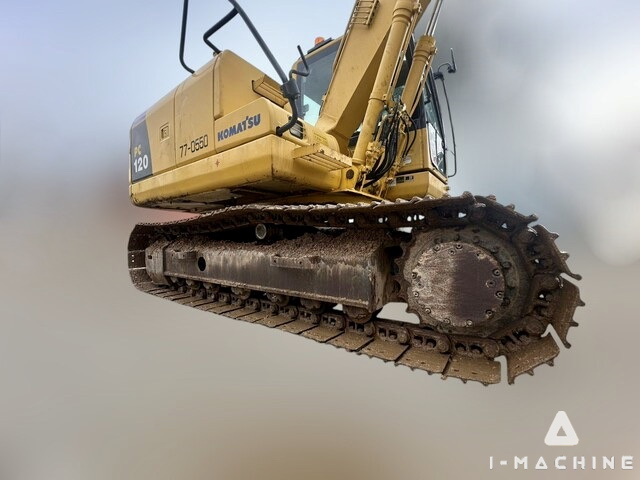 KOMATSU PC120-8