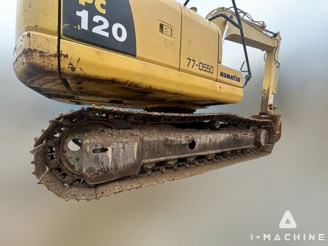 KOMATSU PC120-8