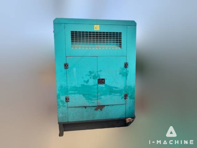 CUMMINS 300KVA