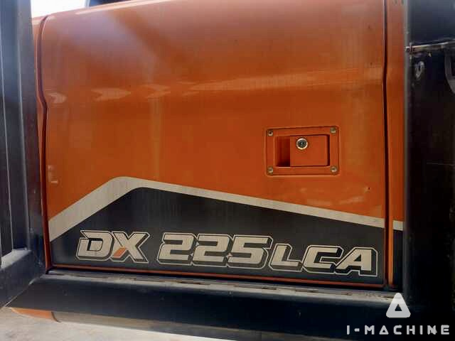 DOOSAN DX225LCA