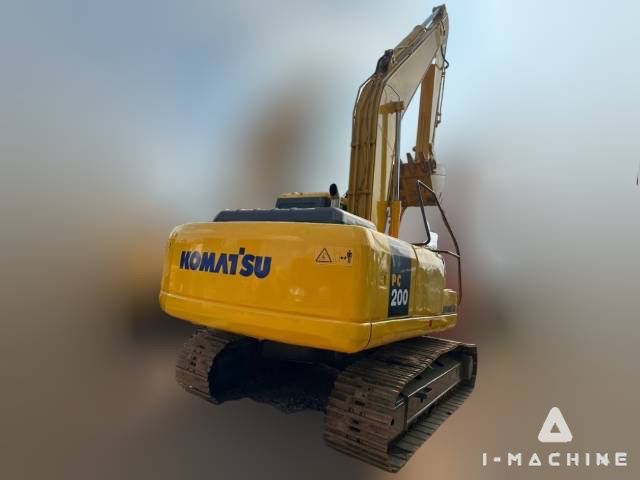 KOMATSU PC200-7