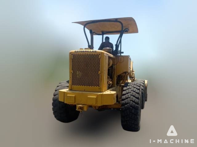 CATERPILLAR 930