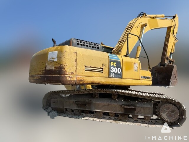 KOMATSU PC300LC-8