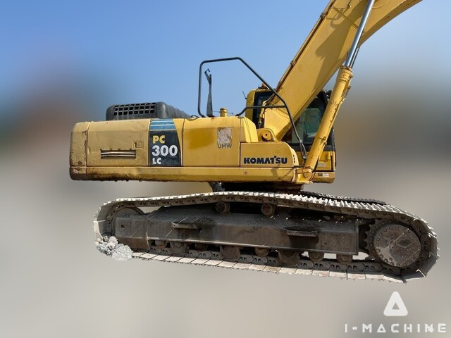 KOMATSU PC300LC-8
