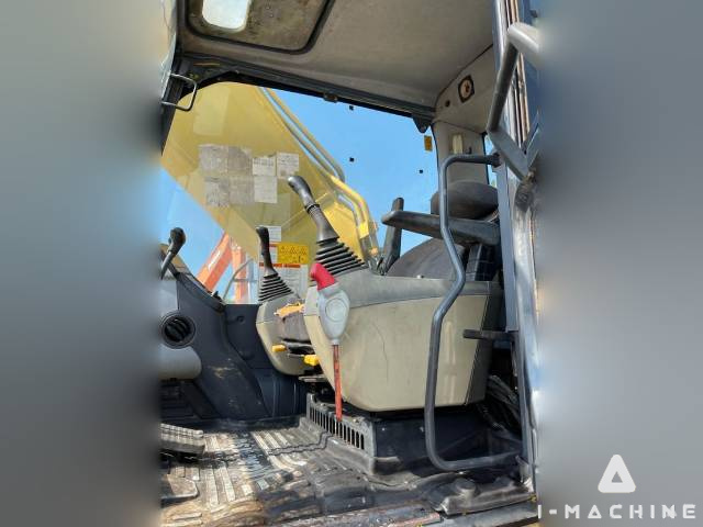 KOMATSU PC300LC-8