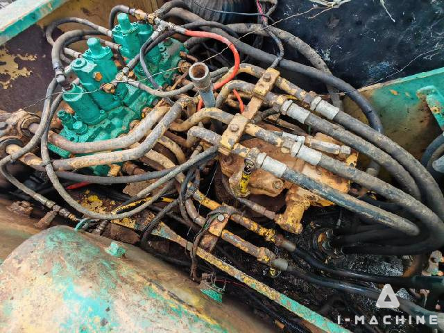 KOBELCO SK200-3