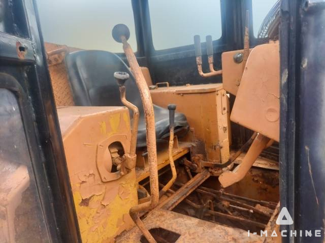CATERPILLAR D6D