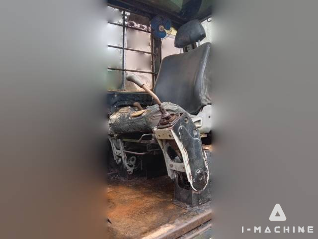 KOBELCO SK200-3
