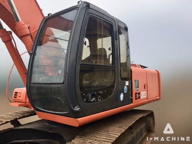 HITACHI EX200-5