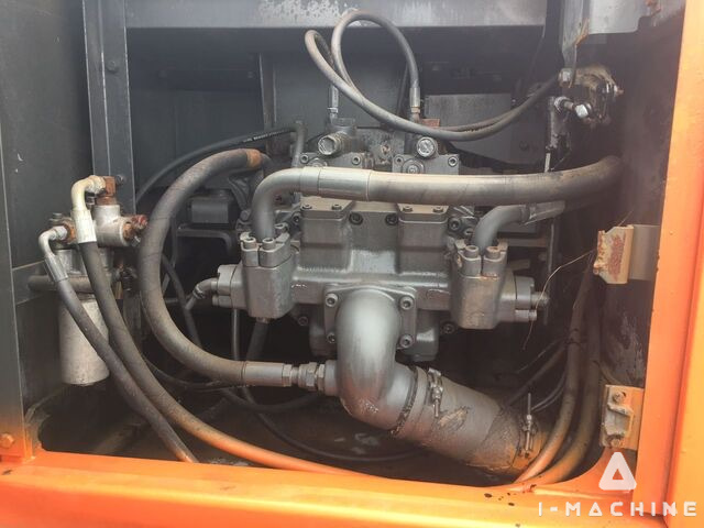 HITACHI EX200-5