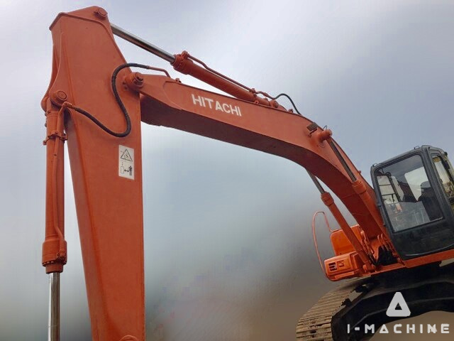 HITACHI EX200-5