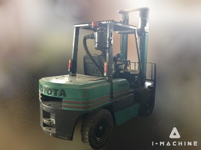 TOYOTA 02-5FD35