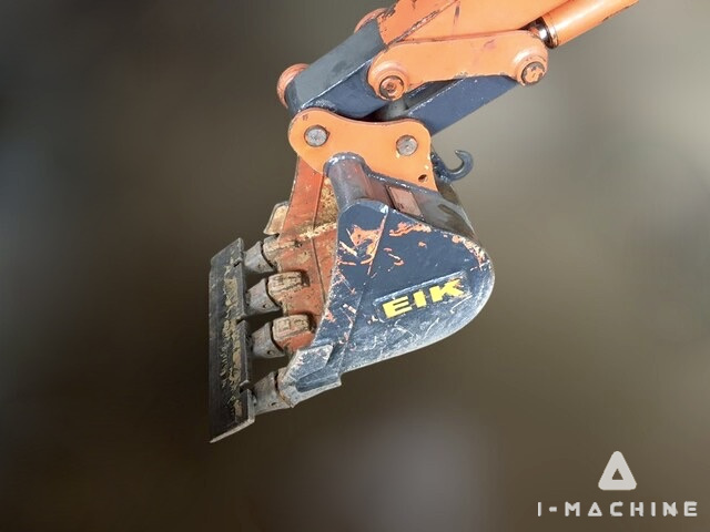 DOOSAN DX35Z