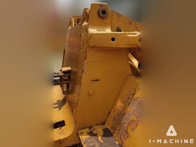 CATERPILLAR 930