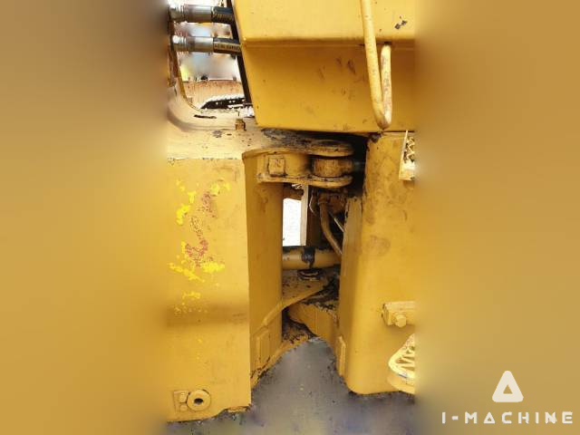 CATERPILLAR 930