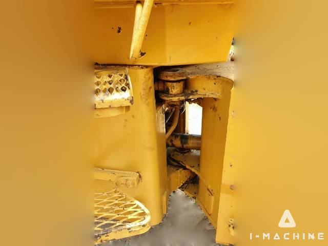 CATERPILLAR 930