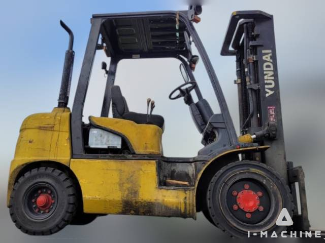 HYUNDAI 30DF-7