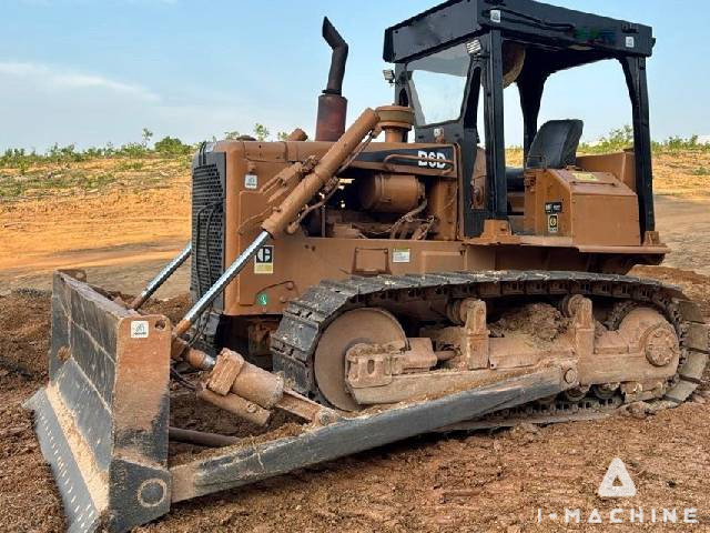 CATERPILLAR D6D