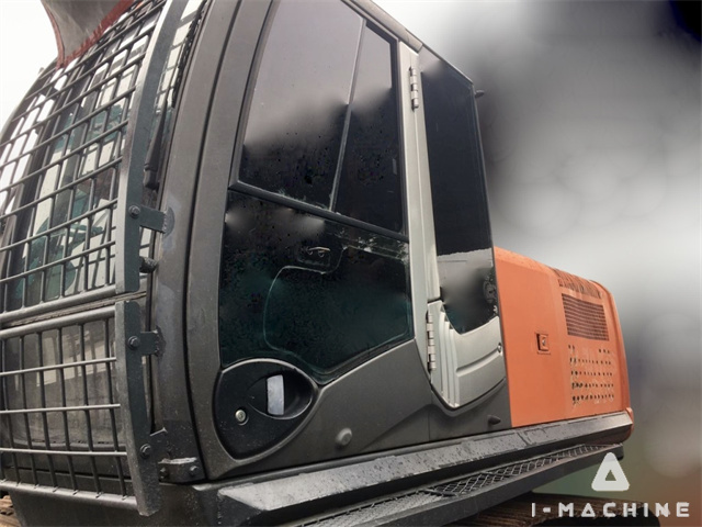 HITACHI ZX200-3