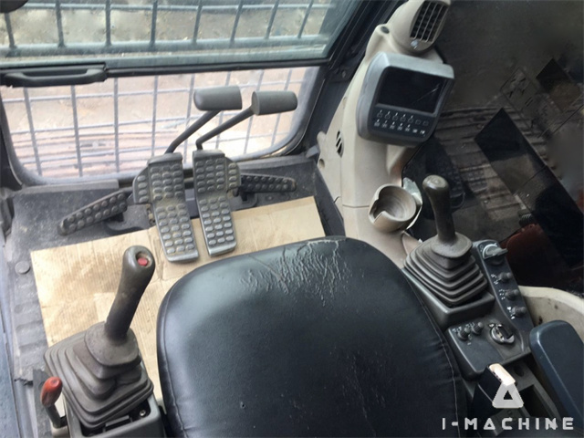 HITACHI ZX200-3