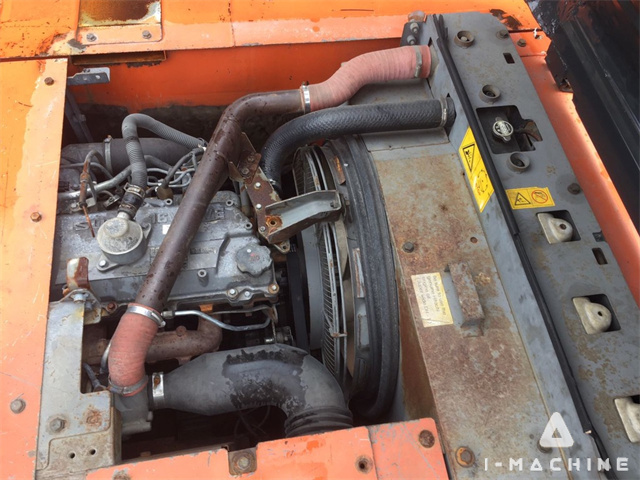 HITACHI ZX200-3
