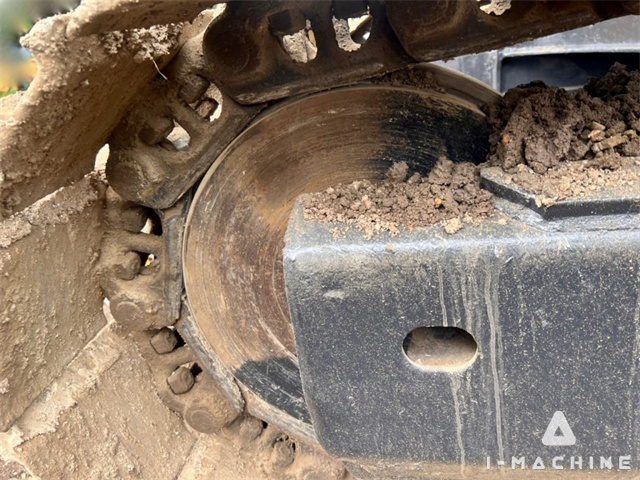 KOMATSU PC210-7