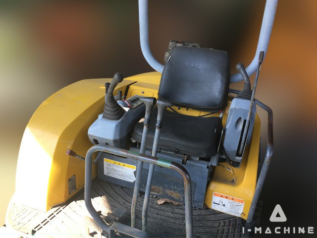 KUBOTA U30-5